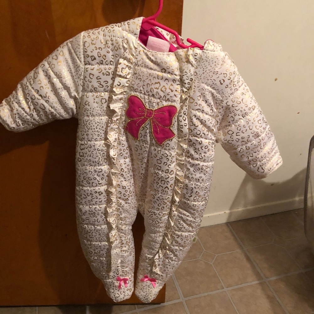 Snowsuit cream,gold and pink 6-9 months